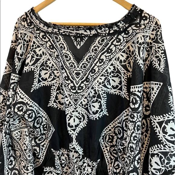 NWOT WHIT HOUSE BLACK MARKET 100% Silk Loose Fit Paisley Print Boho Top S - Picture 6 of 11
